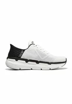 Skechers MAX CUSHIONING ARCH FIT